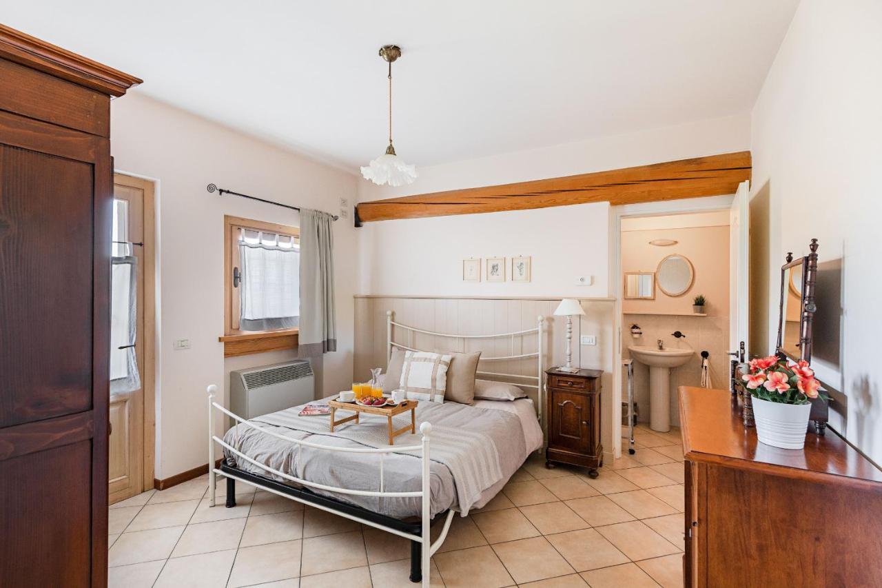 Garda Country House By Wonderful Italy Lejlighed Lonato Eksteriør billede